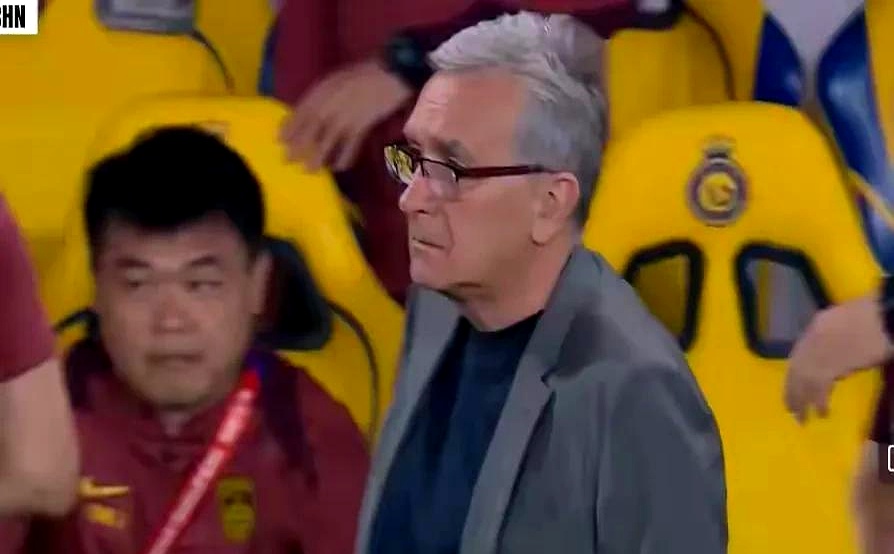 国足客场0-1沙特热议:伊万临场差到极致